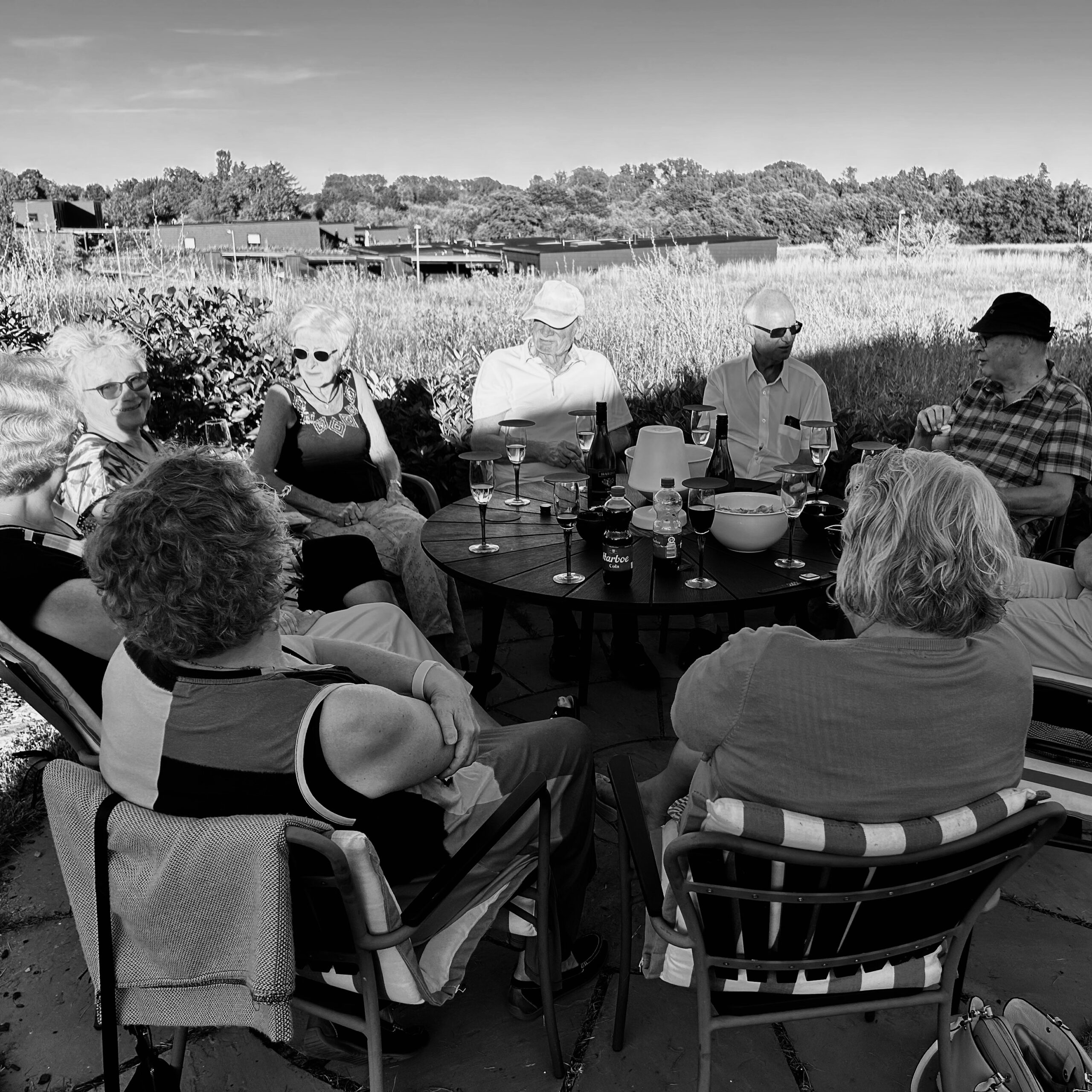 Foto: en helt almindelig hverdag kan ende i en fest. Det er - også- lykke i hverdagen.