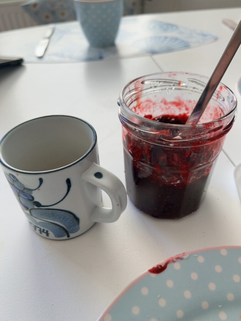 Hjemmelavet brombærmarmelade